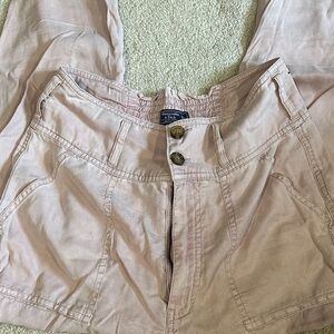 Abercrombie & Fitch Light Pink Buttoned Pants